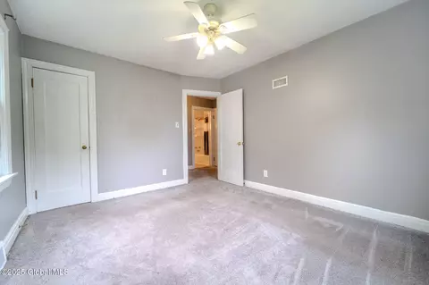 1298 Mcclellan St, Schenectady, NY 12309 photo 12