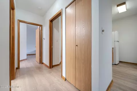 Entry Way - 1976 Curry Rd #E-136, Schenectady, NY 12303 photo 4 of 4