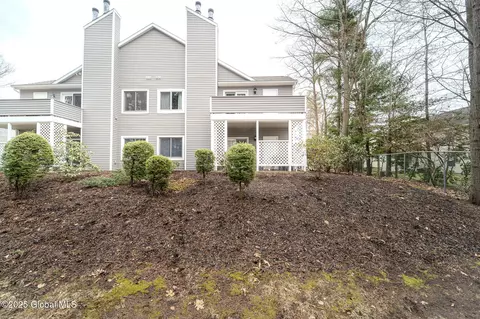 Other - 1976 Curry Rd #E-136, Schenectady, NY 12303 photo 1 of 6