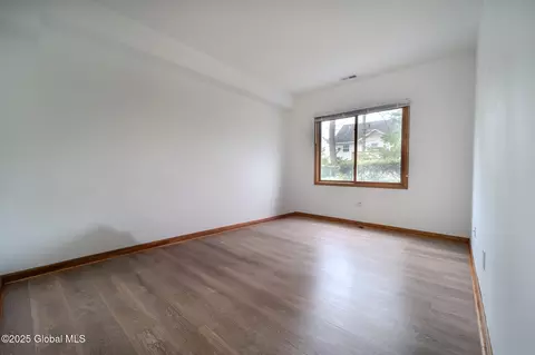Bedroom - 1976 Curry Rd #E-136, Schenectady, NY 12303 photo 4 of 5