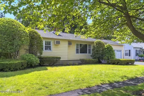 1324 Keyes Ave, Schenectady, NY 12309 photo 33