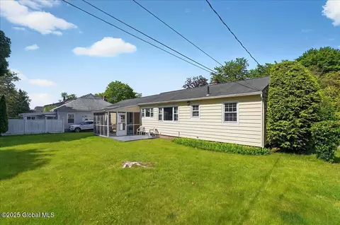 1324 Keyes Ave, Schenectady, NY 12309 photo 37