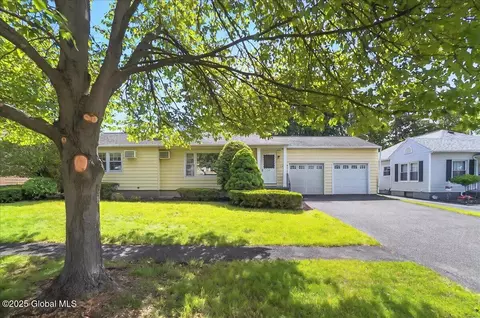 1324 Keyes Ave, Schenectady, NY 12309 photo 31