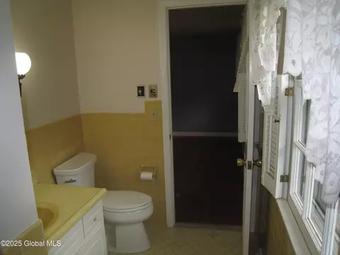 2139 Morrow Ave, Schenectady, NY 12309 photo 40