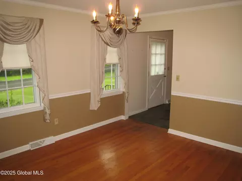2139 Morrow Ave, Schenectady, NY 12309 photo 11