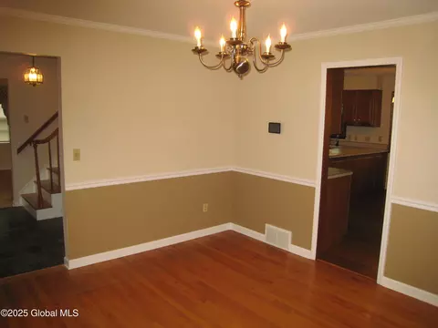2139 Morrow Ave, Schenectady, NY 12309 photo 13