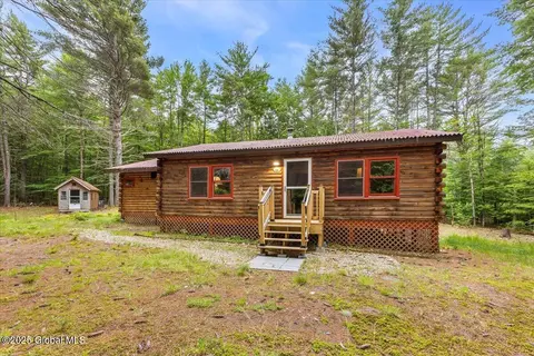 296 Parker Rd, Corinth, NY 12822