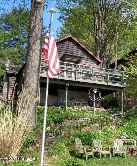 144 N Sunnyside N, Queensbury, NY 12804