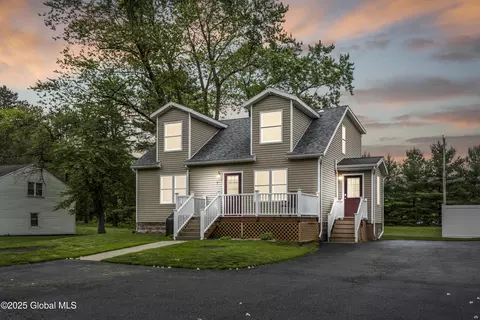7 Camp Ter, Albany, NY 12203