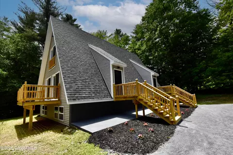 126-128 N Greenfield Rd, Porter Corners, NY 12859