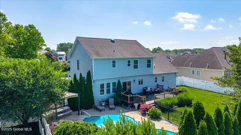 View/Area - 33 Milltowne Rd, Glenmont, NY 12077 photo 1 of 9