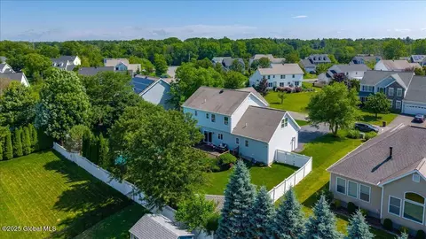 View/Area - 33 Milltowne Rd, Glenmont, NY 12077 photo 7 of 9
