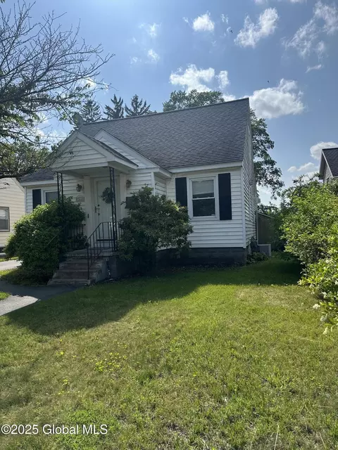 246 Fourteenth St, Schenectady, NY 12306 photo 2