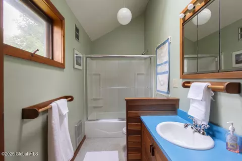 Bath - 486 Westfall Rd, Delanson, NY 12053 photo 6 of 11