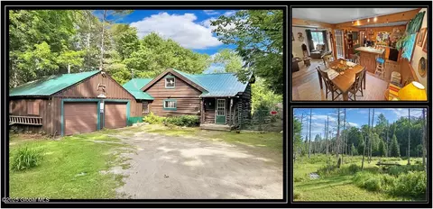 34 Igerna Rd, North Creek, NY 12853