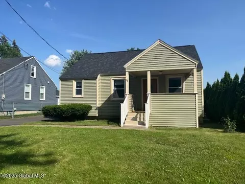 34 Highland Ave, Colonie, NY 12205