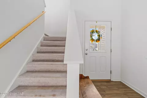 803 Grayson Pl, Schenectady, NY 12302 photo 7