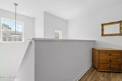 803 Grayson Pl, Schenectady, NY 12302 photo 8