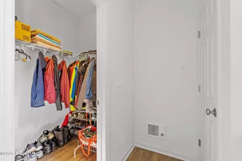 803 Grayson Pl, Schenectady, NY 12302 photo 6