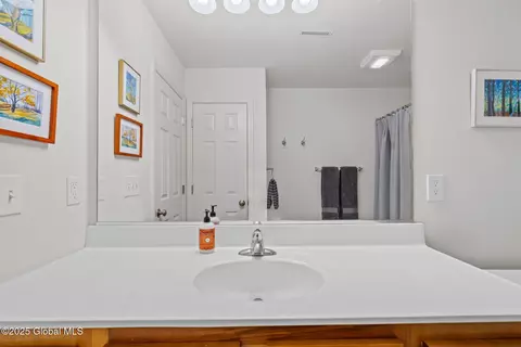 803 Grayson Pl, Schenectady, NY 12302 photo 39