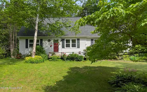 21 Hemlock Dr, Greenfield Center, NY 12833