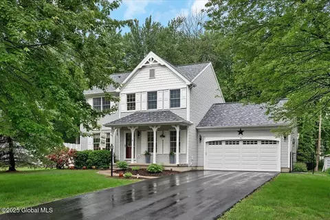 8 Coneflower Ct, Malta, NY 12020