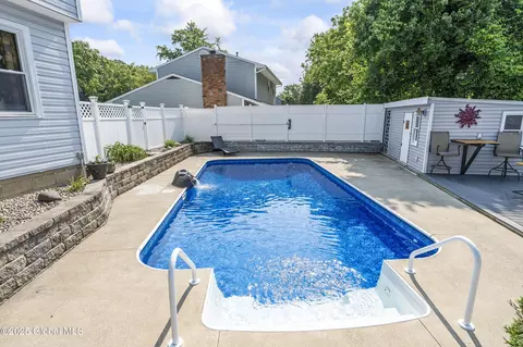 Exterior - 1908 Evva Dr, Schenectady, NY 12303 photo 10 of 15