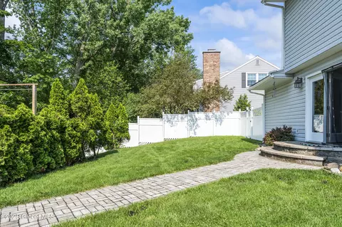 Exterior - 1908 Evva Dr, Schenectady, NY 12303 photo 12 of 15