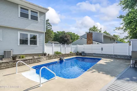 Exterior - 1908 Evva Dr, Schenectady, NY 12303 photo 4 of 15