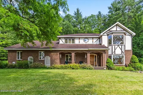 410 Selfridge Rd, Gansevoort, NY 12831