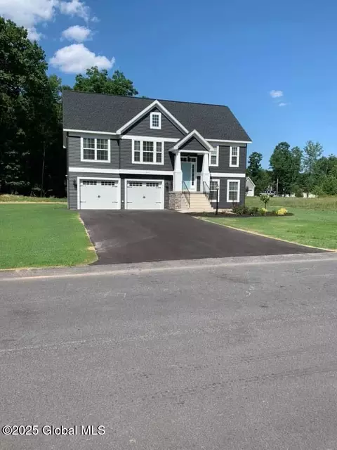301 Steeple Way, Schenectady, NY 12306