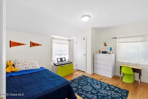 Bedroom - 82 Palmer Ave, Delmar, NY 12054 photo 4 of 7