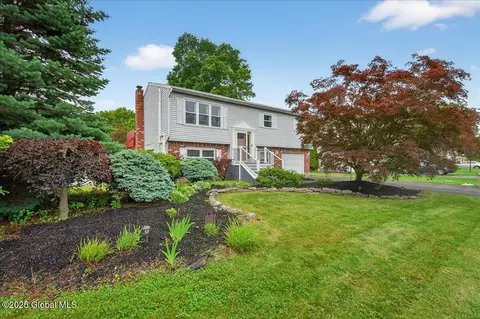 29 Holland Ave, Albany, NY 12205