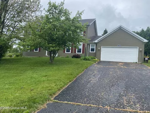30 Kent Pl, Wynantskill, NY 12198