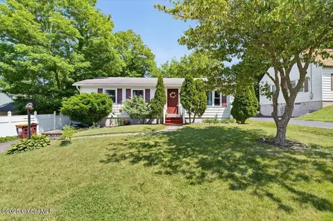 303 E Washington Ave, Rensselaer, NY 12144