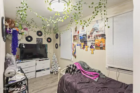 592 5th Ave, Troy, NY 12182 photo 35