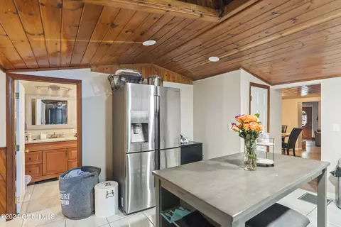 592 5th Ave, Troy, NY 12182 photo 14