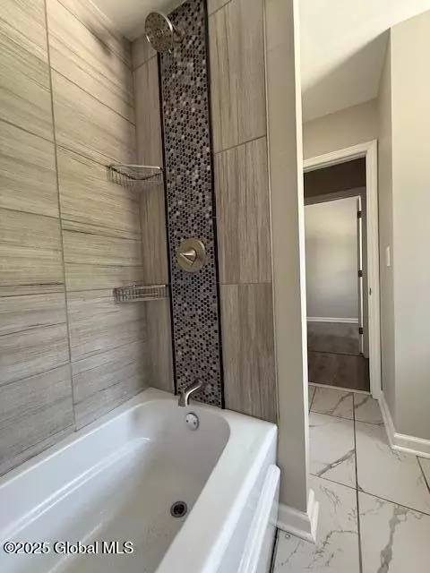 592 5th Ave, Troy, NY 12182 photo 27