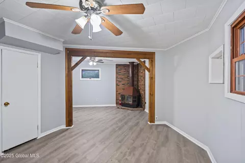 Living - 145 Marx St, Schenectady, NY 12304 photo 5 of 7
