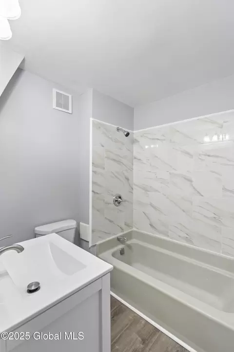 Bath - 145 Marx St, Schenectady, NY 12304 photo 1 of 2