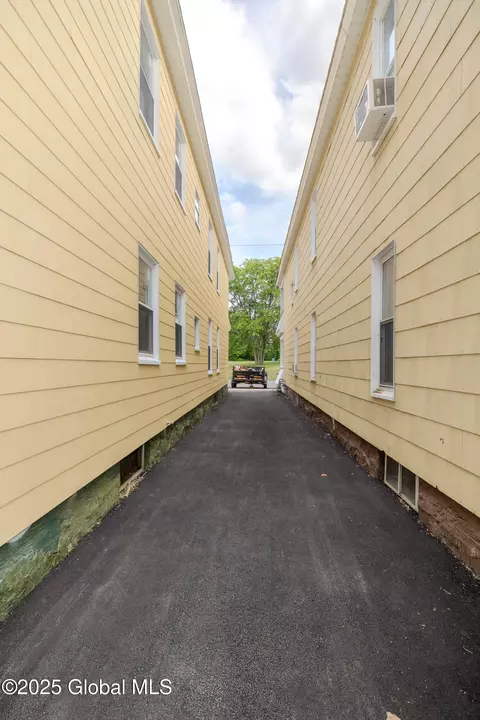 39 Fehr Ave, Schenectady, NY 12304 photo 66