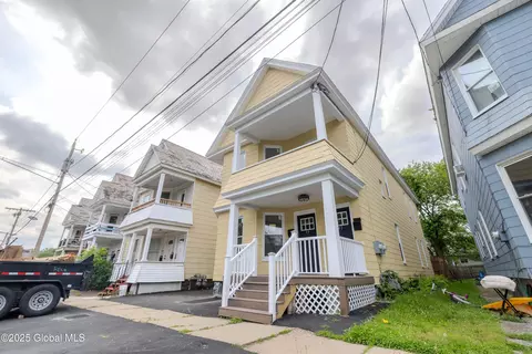 39 Fehr Ave, Schenectady, NY 12304 photo 5