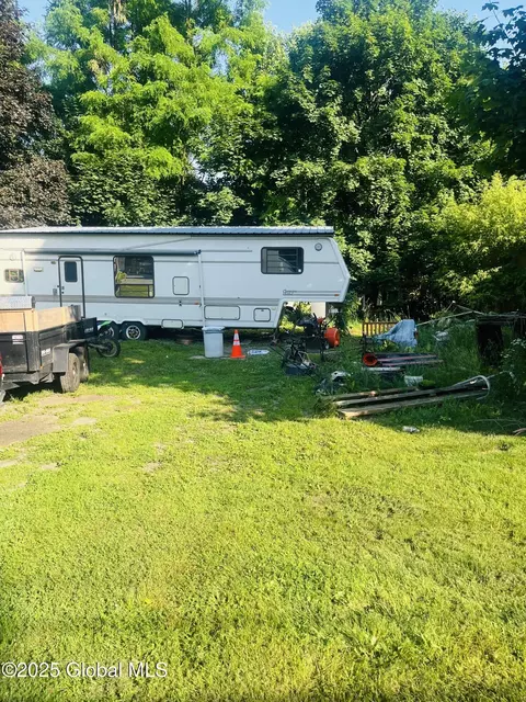 4374 N Main St, Moriah, NY 12974