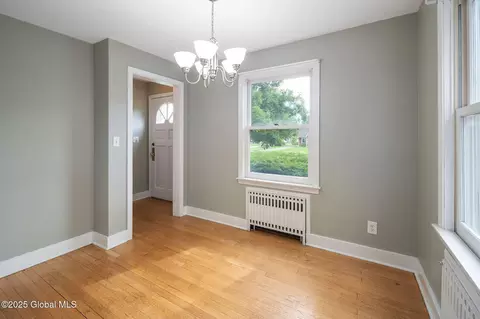 23 Harrison Ave, Delmar, NY 12054 photo 8