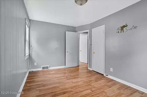 305 Elder St, Schenectady, NY 12304 photo 13