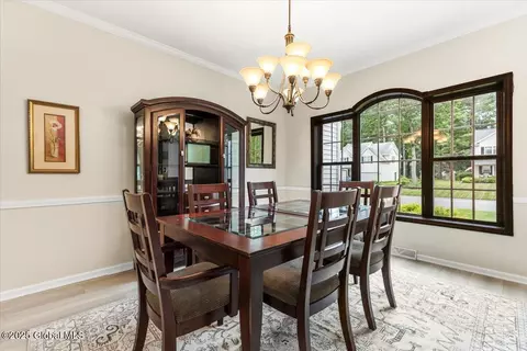 124 Woodfield Blvd, Mechanicville, NY 12118 photo 8