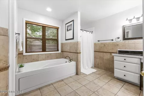 124 Woodfield Blvd, Mechanicville, NY 12118 photo 26