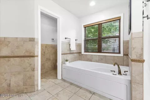 124 Woodfield Blvd, Mechanicville, NY 12118 photo 28