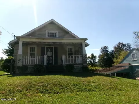 216 Hudson Ave, Rensselaer, NY 12144