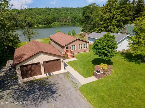 239 Bear Gulch Rd, Summit, NY 12175